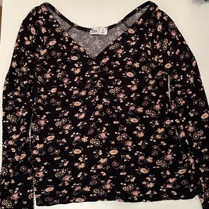 hollister black floral long sleeve